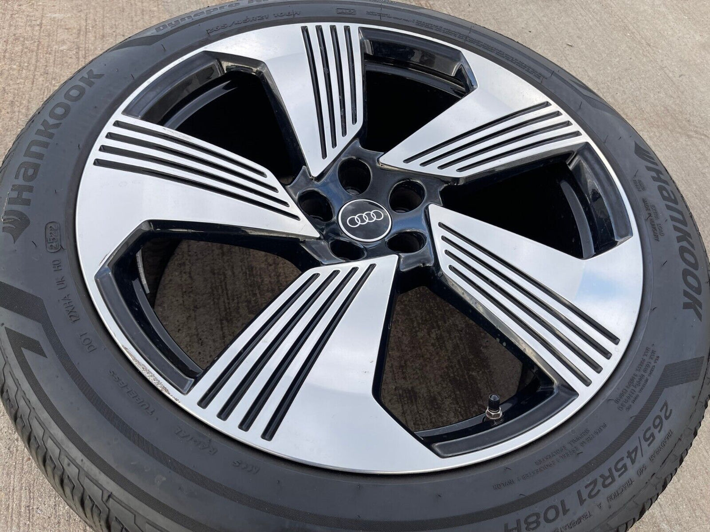 21" Audi E-Tron GT OEM wheel rim 59116 tire spare 2019 2020 2021 2022 2023 2024