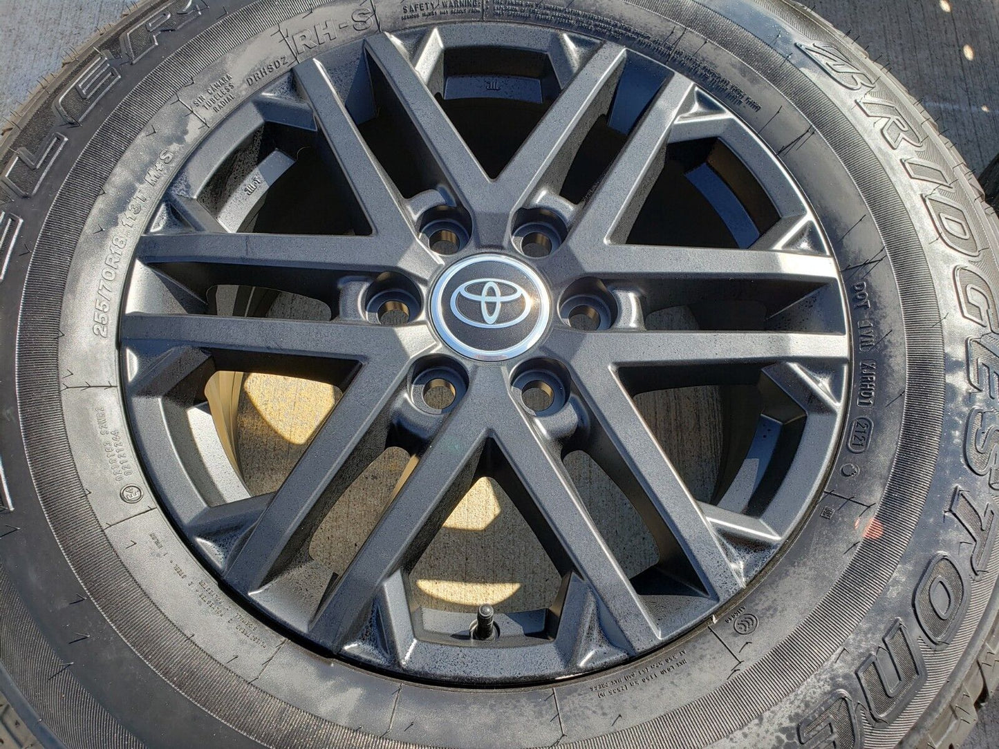 18" Toyota Tundra TRD OEM wheels rims 75281 black Sequoia LX600 2023 2024 NEW