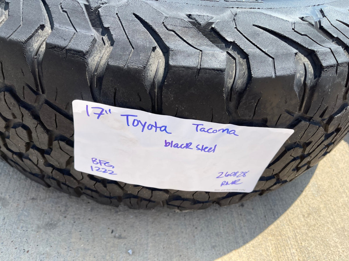 17" Toyota FJ Cruiser TRD PRO 4Runner Tacoma OEM 69504 wheels rims BFG KO2 A/T