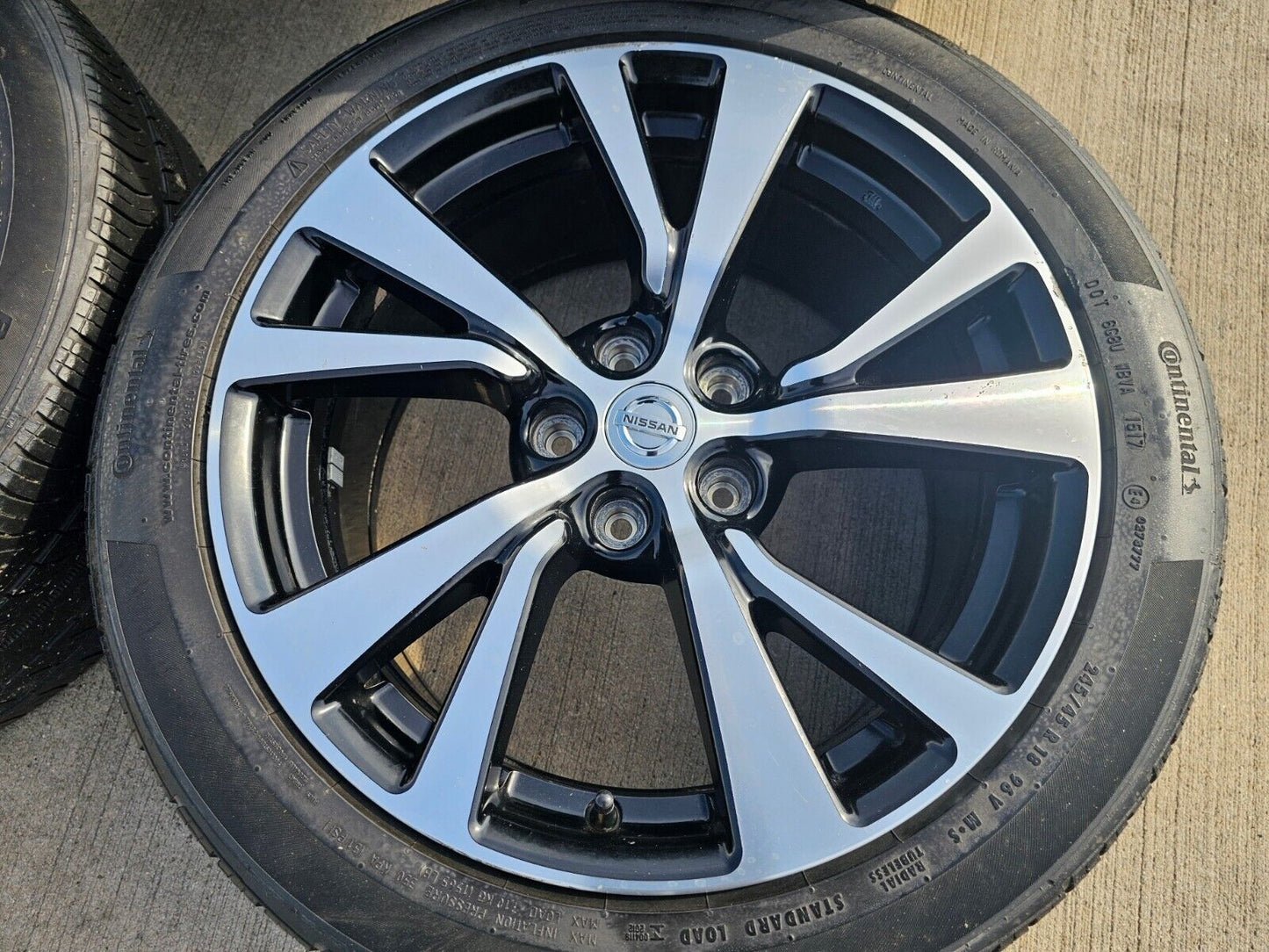 18" Nissan Altima Maxima Infiniti OEM 62721 wheels rims tires