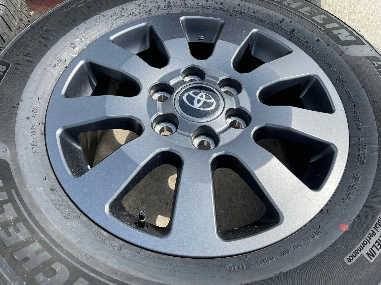 18" Toyota Land Cruiser OEM wheels rims 95952 Tundra Sequoia 2024 2025 2026 NEW