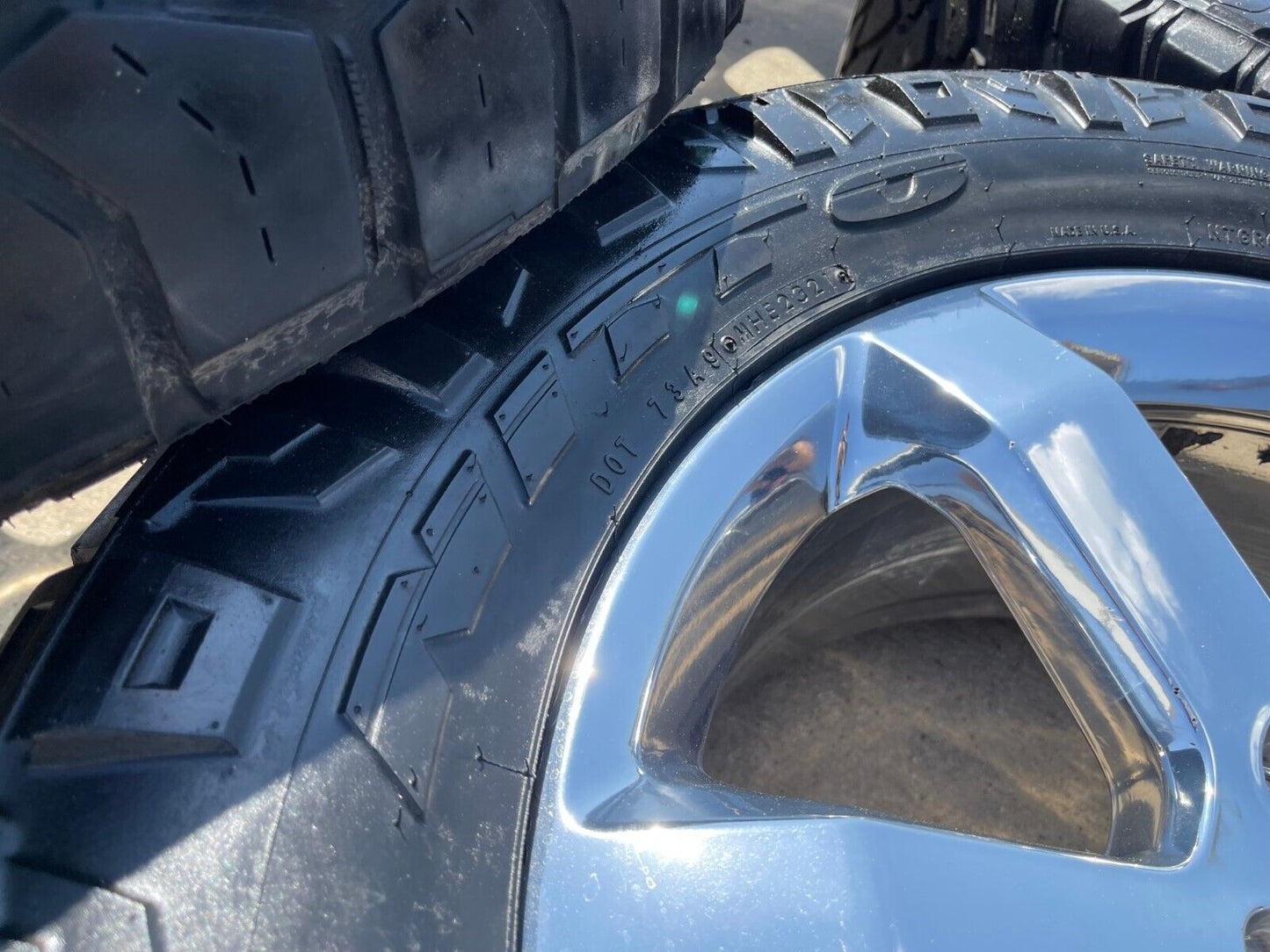 20" Ford F-150 OEM rims wheels CHROME 10347 Expedition tires 33"