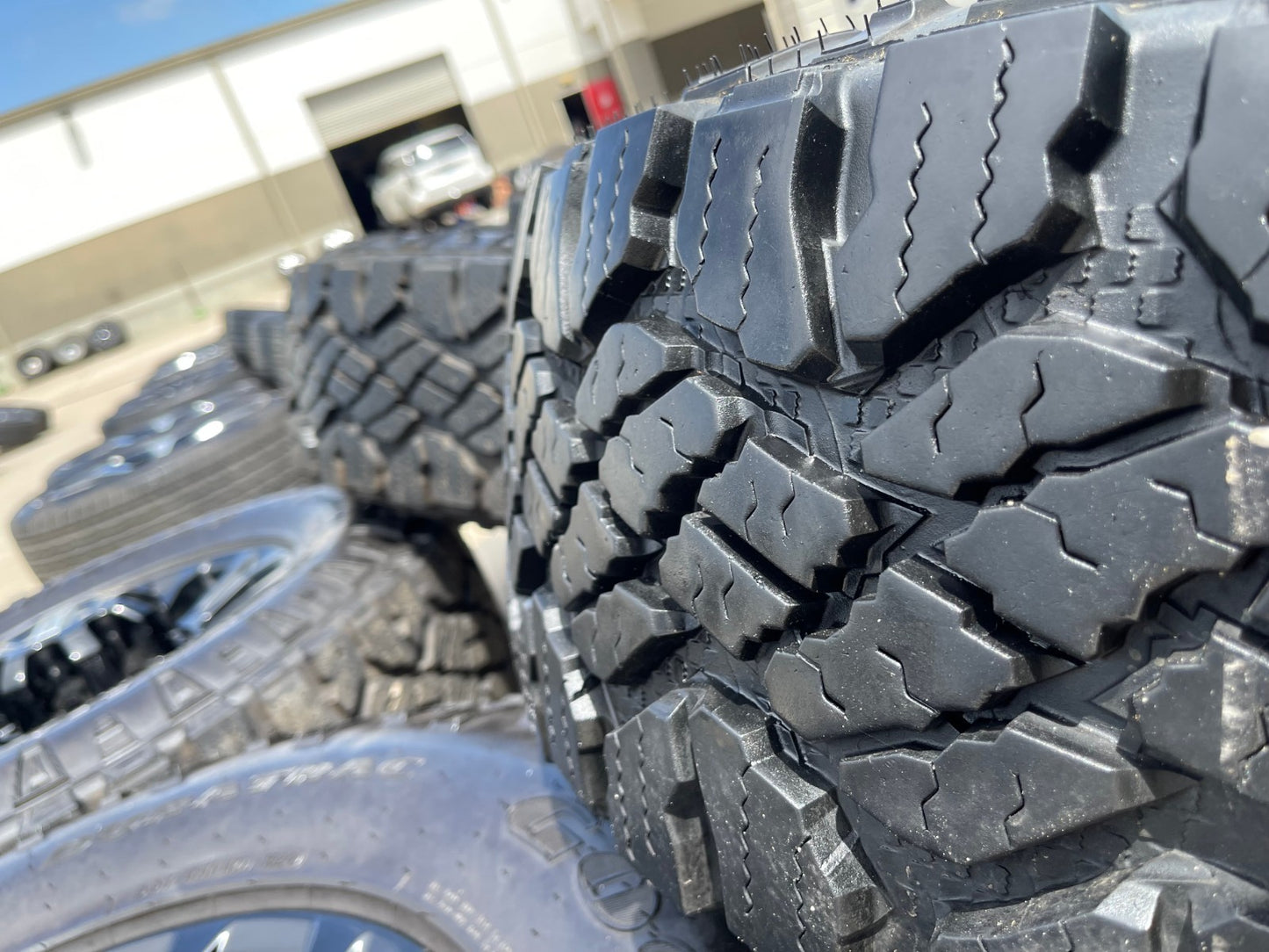18" Ford F-250 F-350 Tremor OEM 10097 rims wheels DURATRAC A/T tires