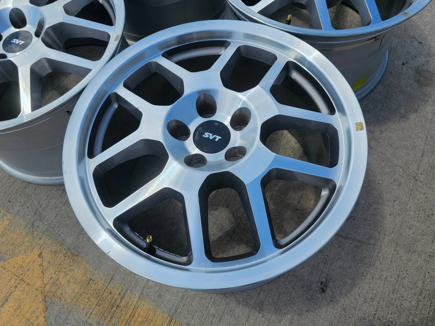 18" Ford Mustang SVT GT OEM wheels rims 3668