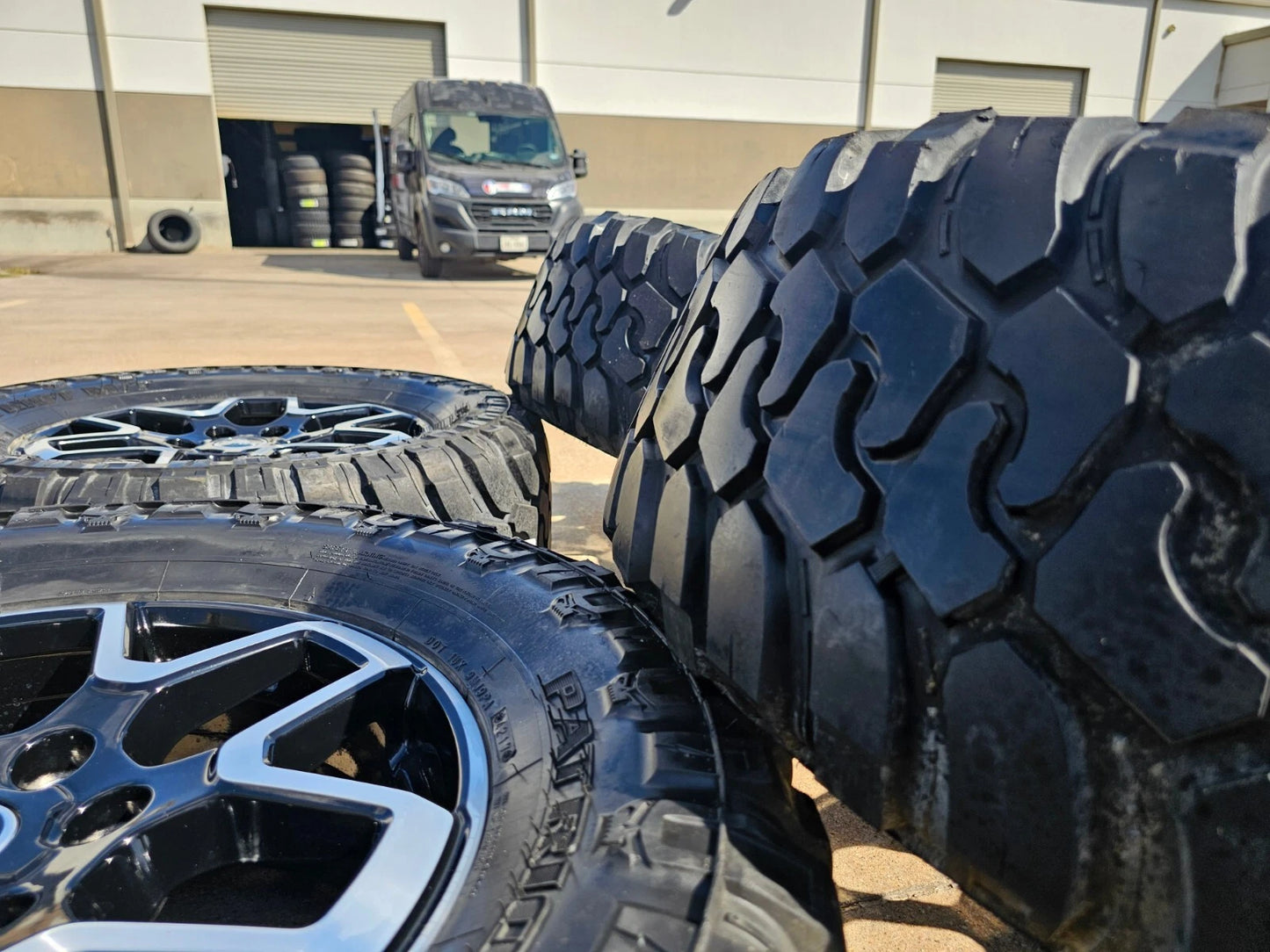 18" Ford Ranger Bronco wheels rims 95213 tires 2022 2023 2024 2025 33"