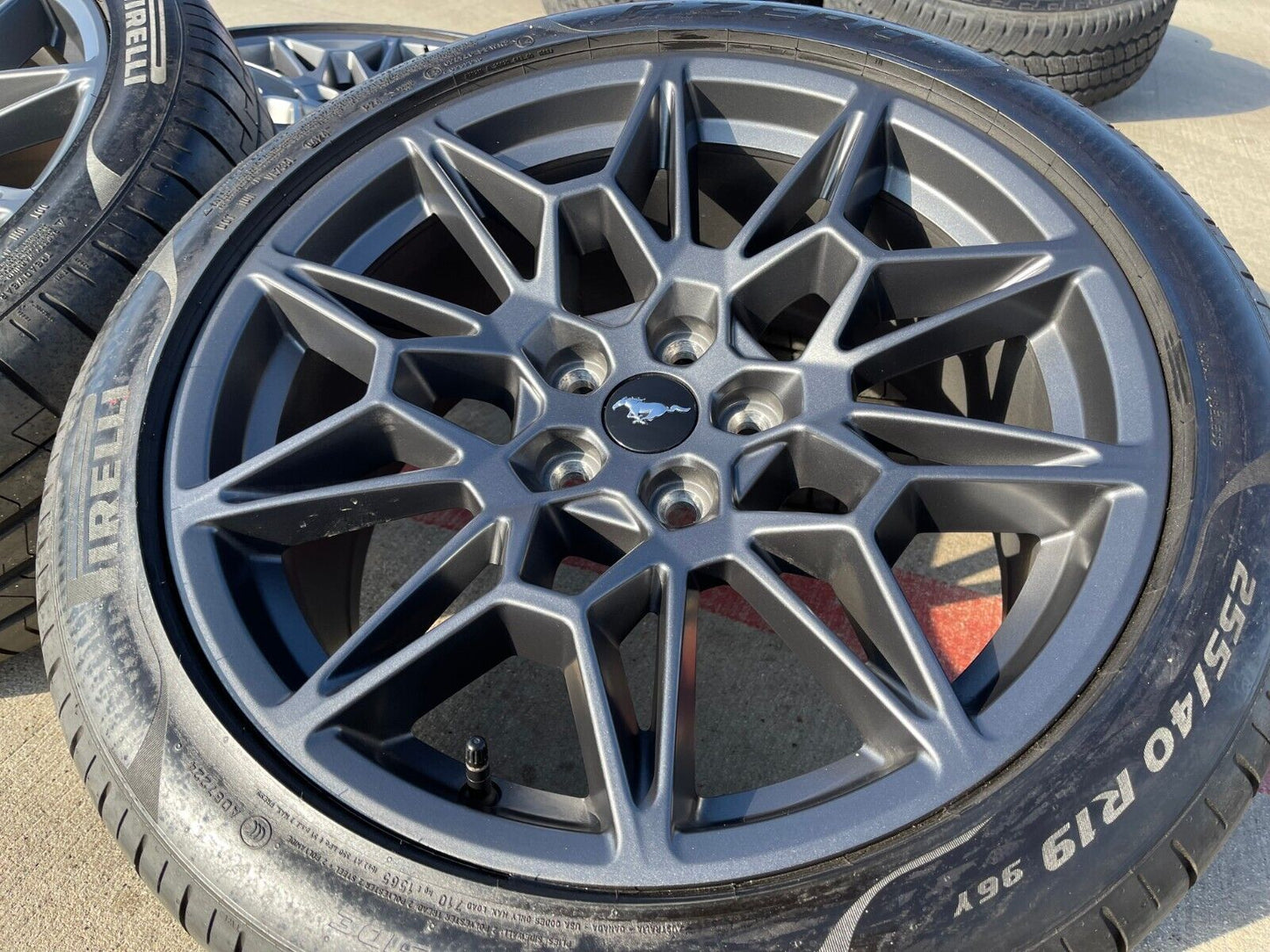 19" Ford Mustang GT Performance Track Pack OEM wheels rims 2024 2025 TPMS NEW