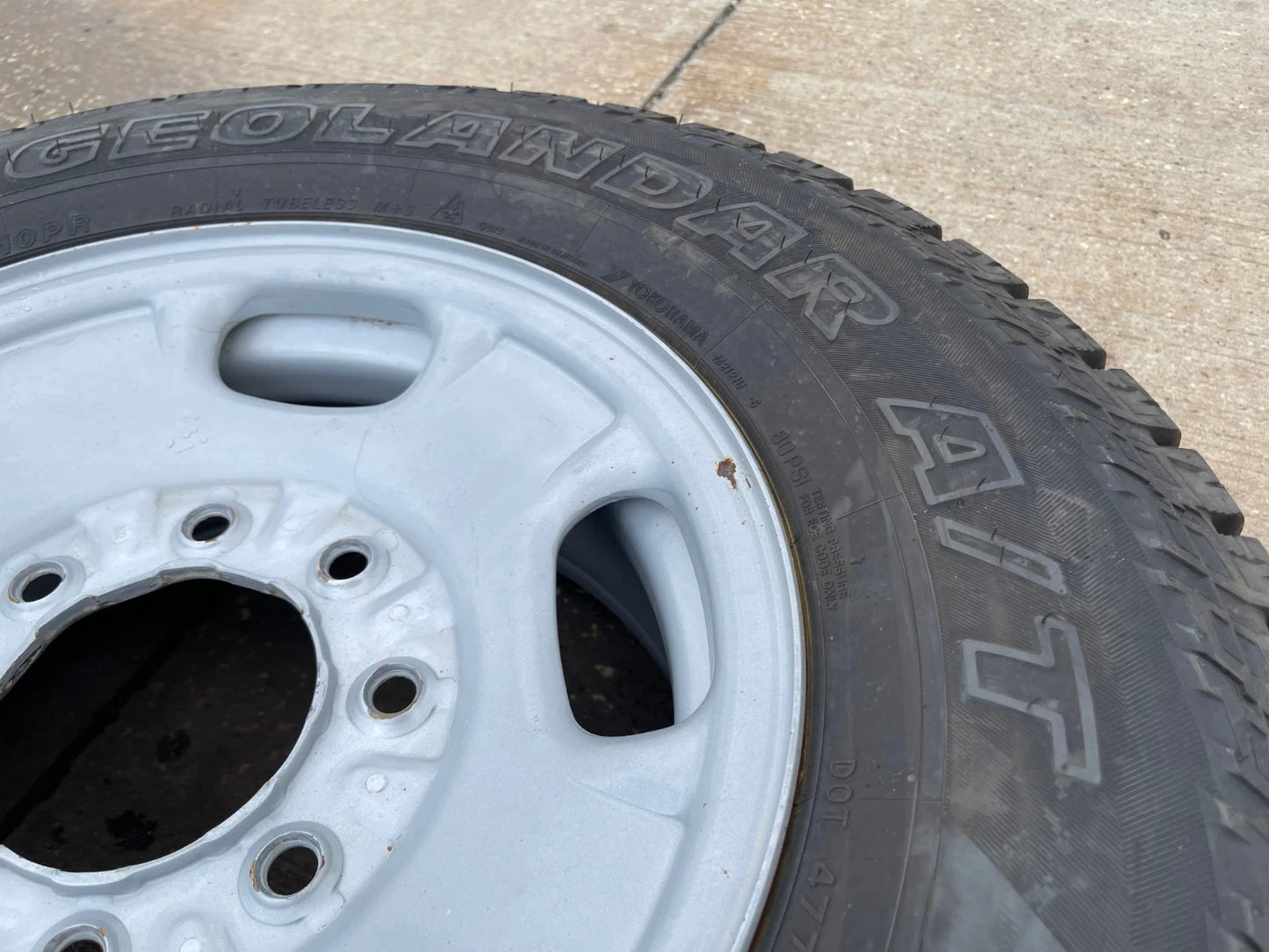 17" Chevy Silverado GMC Sierra 2500 OEM 8095 wheel rim tire Yokohama GEOLANDER