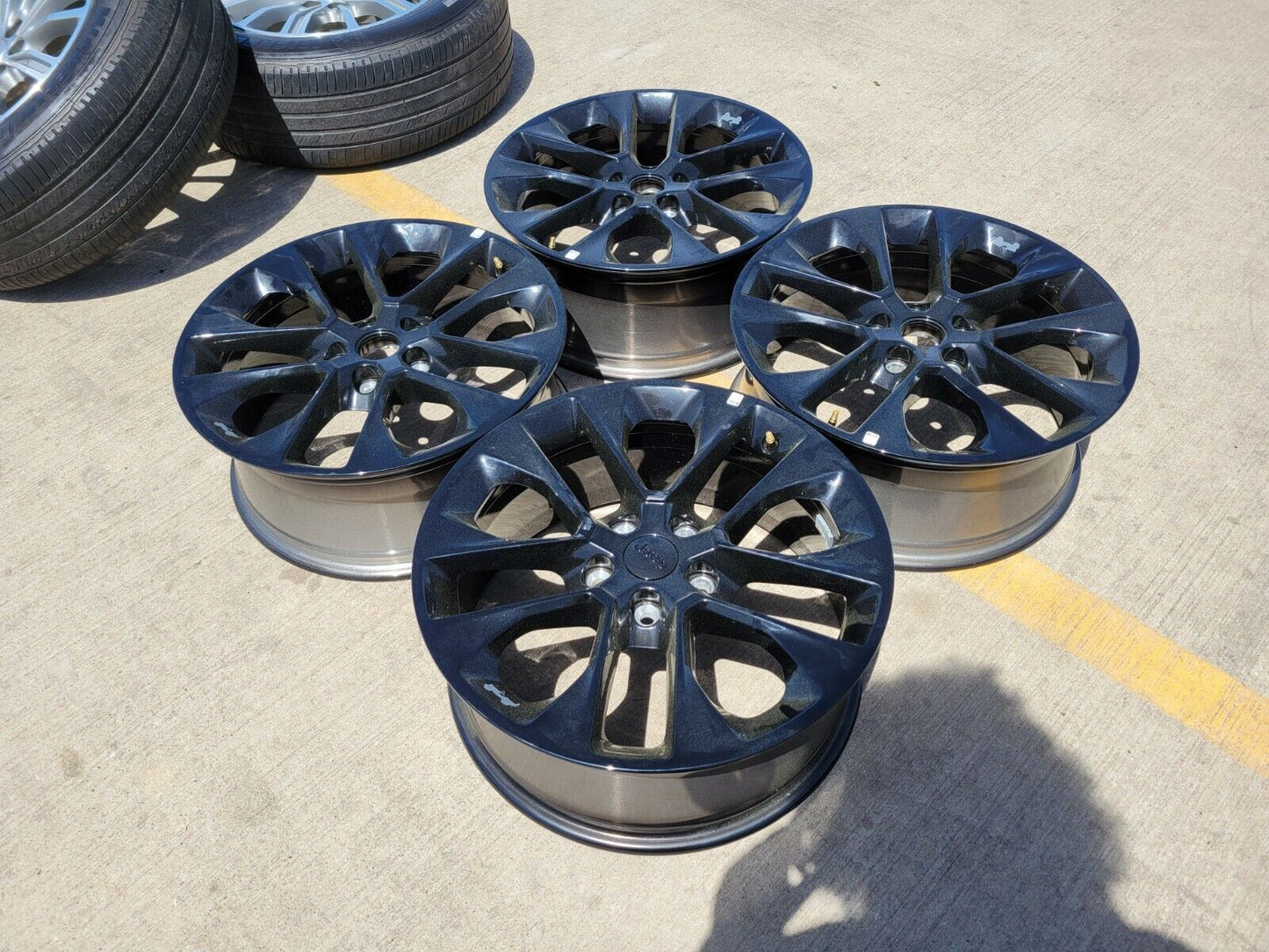 20" Jeep Wrangler HIGH ALTITUDE OEM Black wheels rims Gladiator 9262 96902