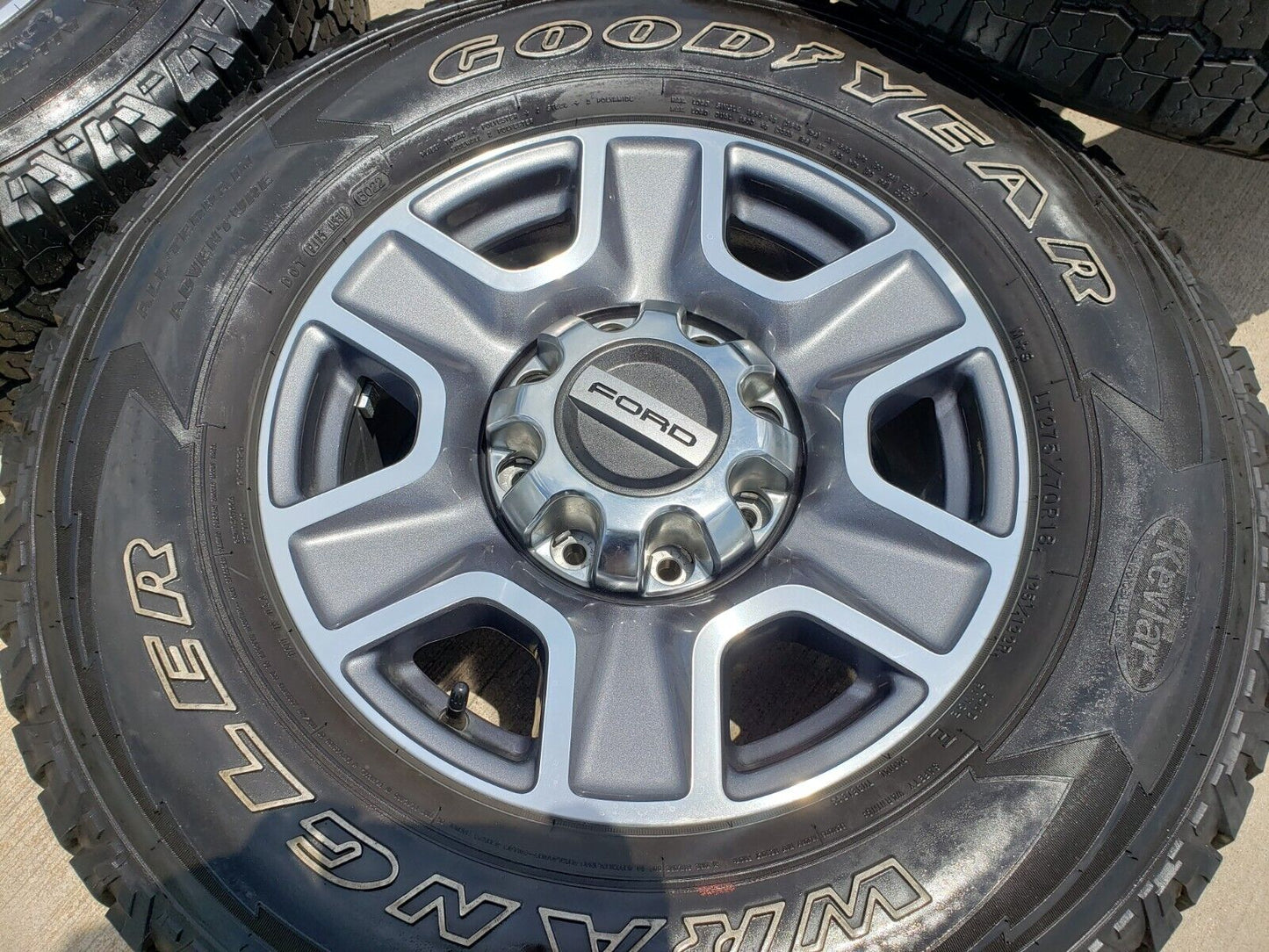 18" Ford F-250 F-350 Lariat FX-4 OEM gray wheels 10298 A/T tires