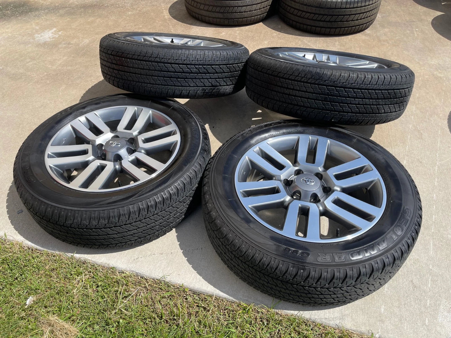 20" Toyota Tacoma 4Runner FJ Cruiser Lexus OEM 69561 wheels rims tires
