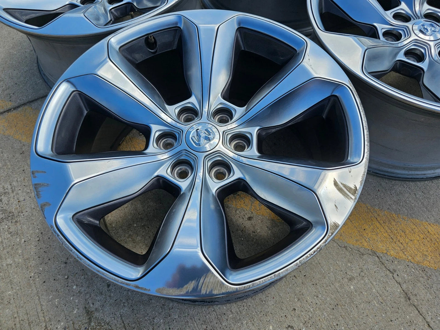 20" Dodge Ram 1500 OEM Laramie wheels rims 2681