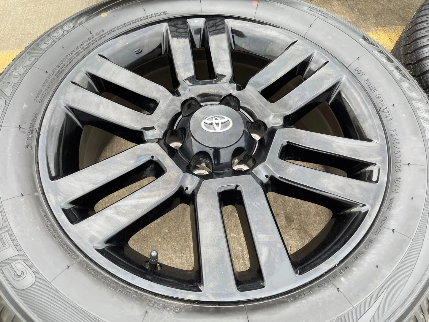 20" Toyota Tacoma 4Runner FJ Cruiser Lexus OEM 69561 wheels rims tires NEW