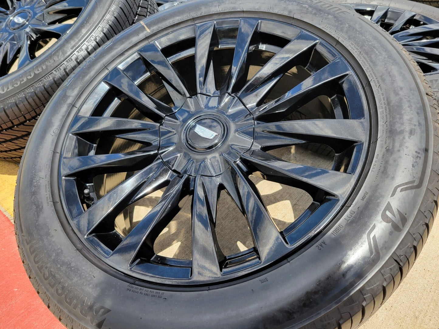 22" Cadillac Escalade OEM Black wheels rims 4873 95026 tires NEW