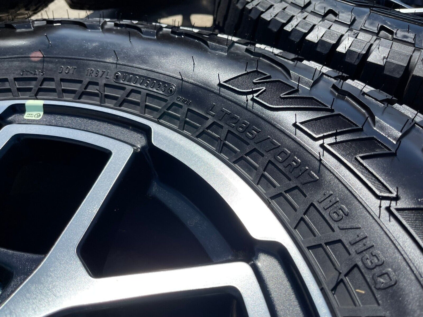 17" Jeep Wrangler Rubicon OEM wheel rim Gladiator spare A/T3 2024 2025 NEW