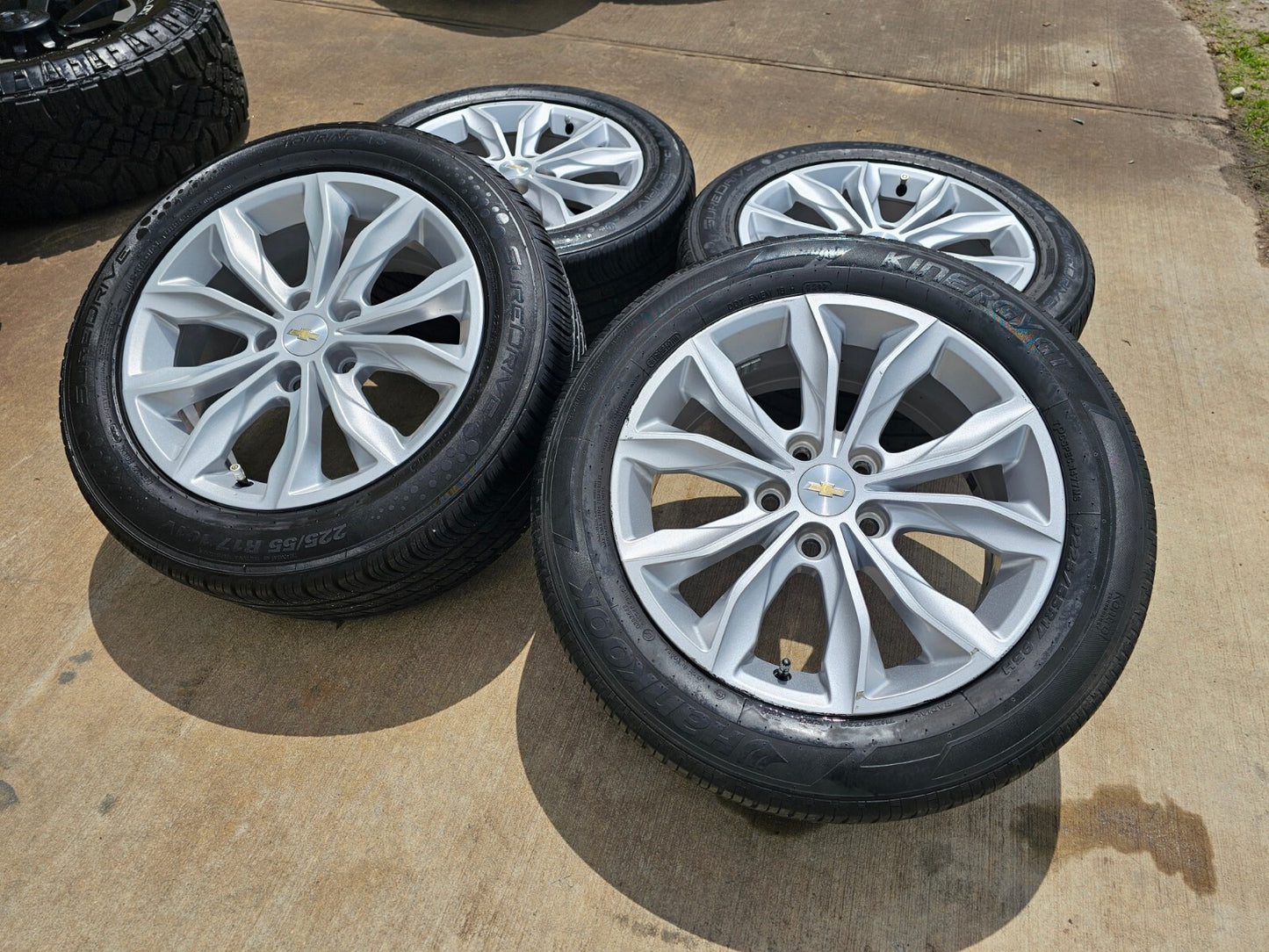 17" Chevy Malibu OEM wheels rims tires 5894 Trailblazer Equinox GMC Terrain