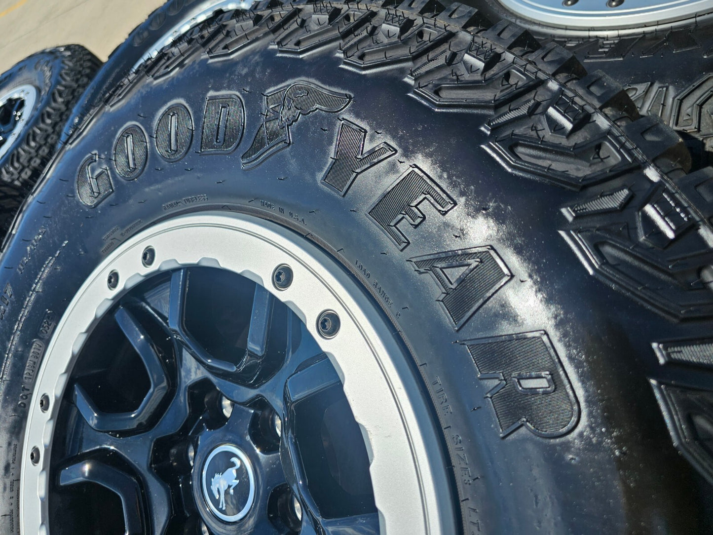 17" Ford Bronco SASQUATCH wheels rims BEADLOCK 10388 Ranger 2023 2024 2025 NEW