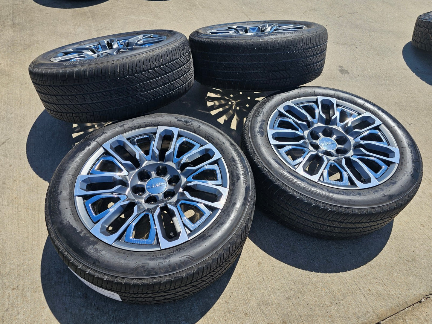 22" GMC Yukon Chevy Tahoe Escalade OEM 95486 wheels rims 2022 2023 2024 2025