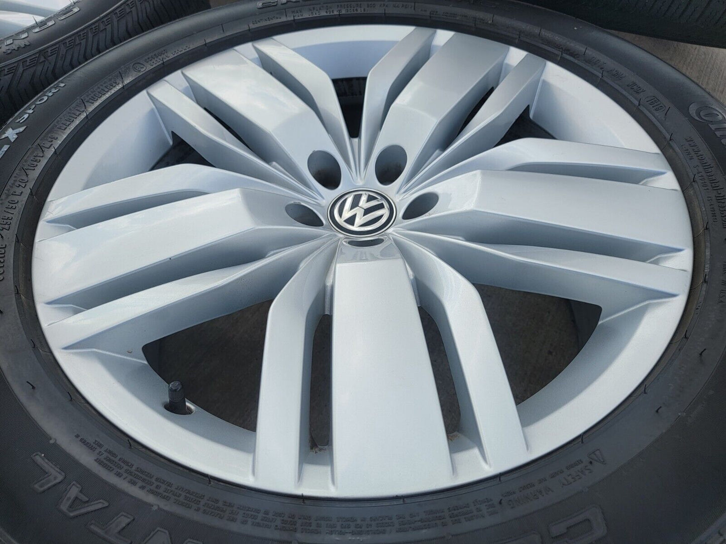 20" VW Atlas OEM wheels rims tires gray 70029 Audi Q7 Q8 2020 2021 2022 2023