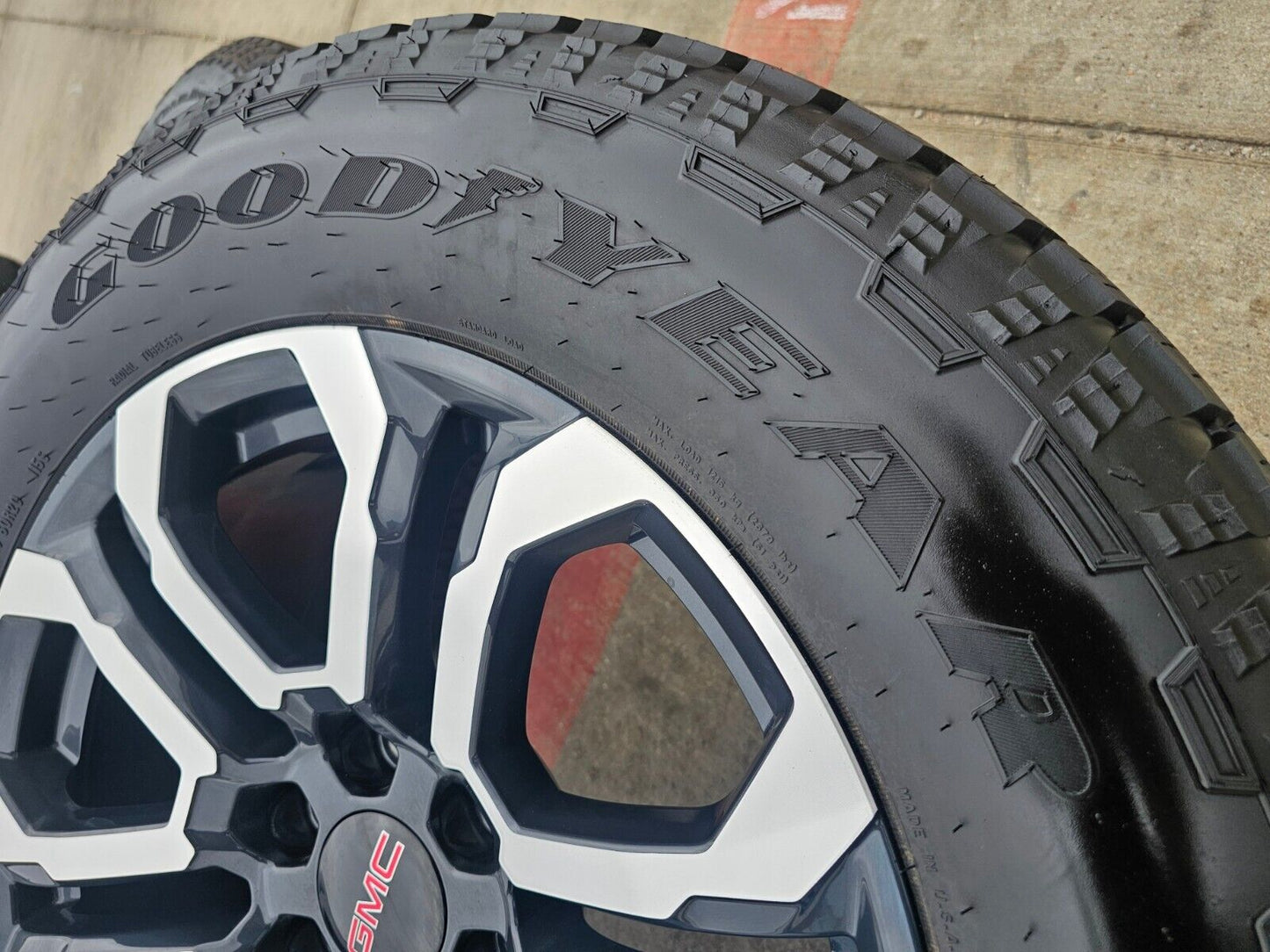 20" GMC Sierra Canyon Chevy Silverado OEM wheels rims 95780 tires 2024 2025 NEW