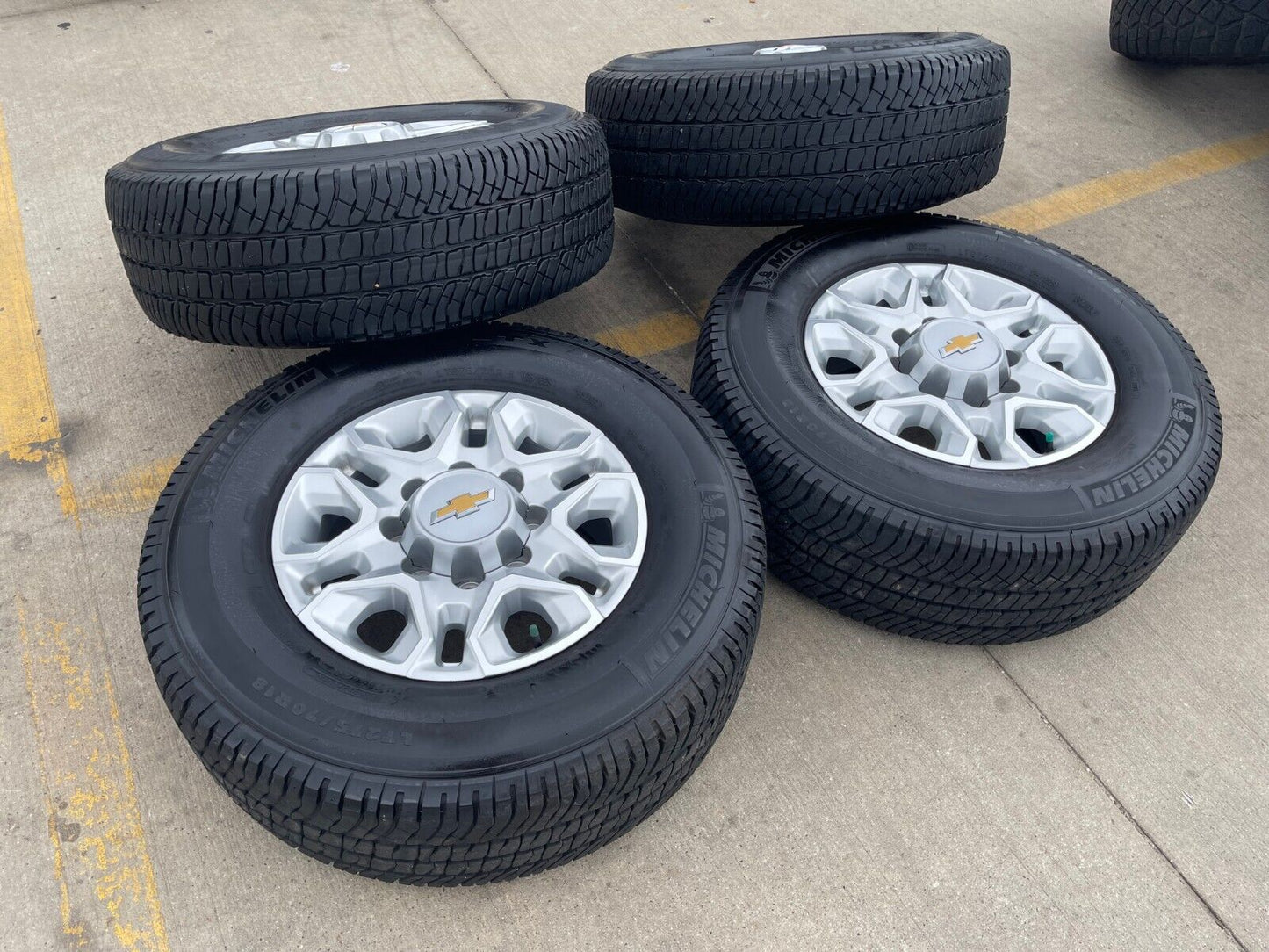 18" Chevy Silverado 2500 3500 OEM 5959 wheels rims 2021 2022 2023 2024 2025