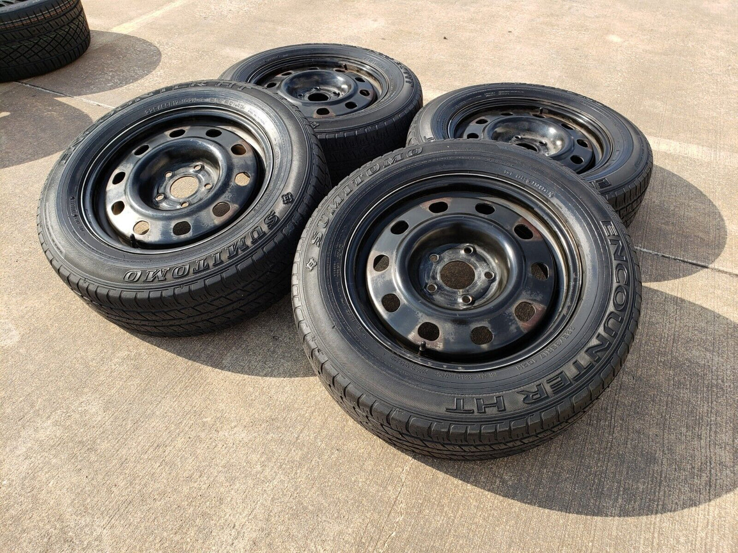 17" Dodge Grand Caravan Journey OEM 2485 wheels rims 2016 2017 2018 2019 2020