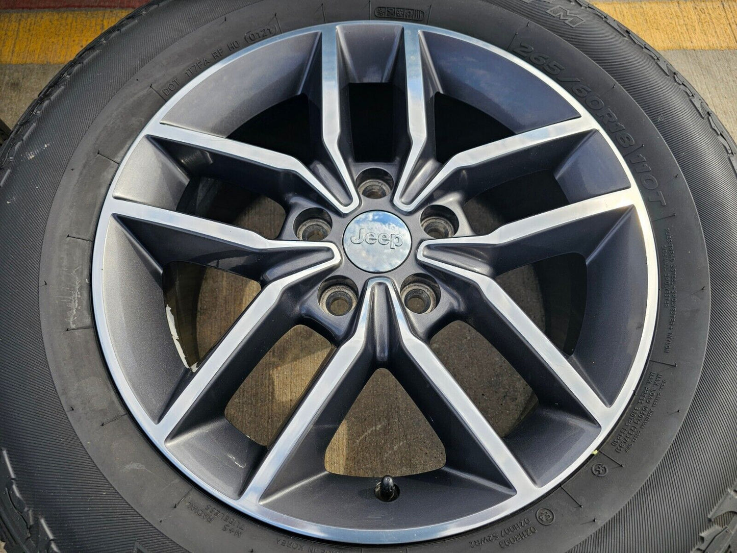 18" Jeep Grand Cherokee Durango OEM 9164 LIMITED wheels rims tires