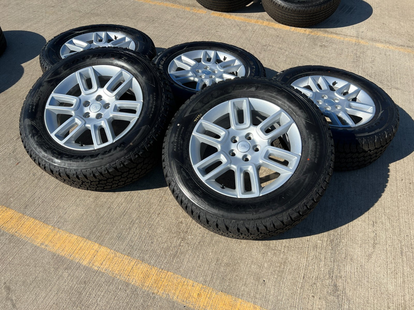 19" Land Rover DEFENDER Range Rover OEM wheels rims 72350 A/T 2023 2024 2025 NEW