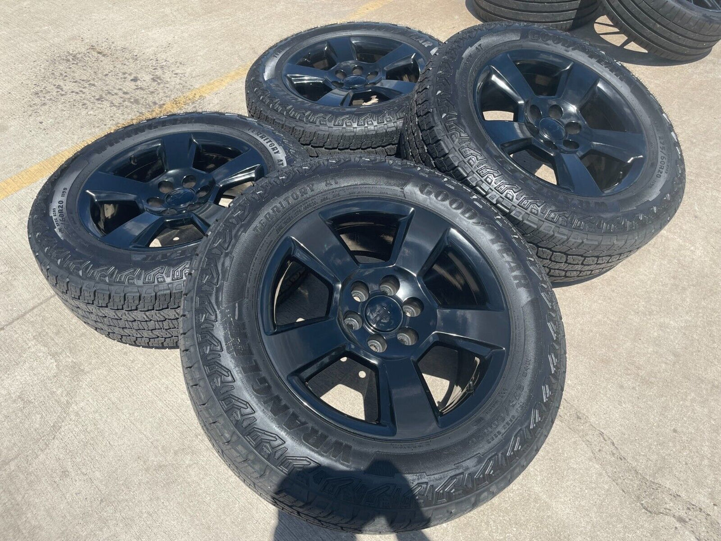 20" Chevy Tahoe 2020 Black Z71 OEM wheels rims 2017 2018 2019 2020 2021 2022