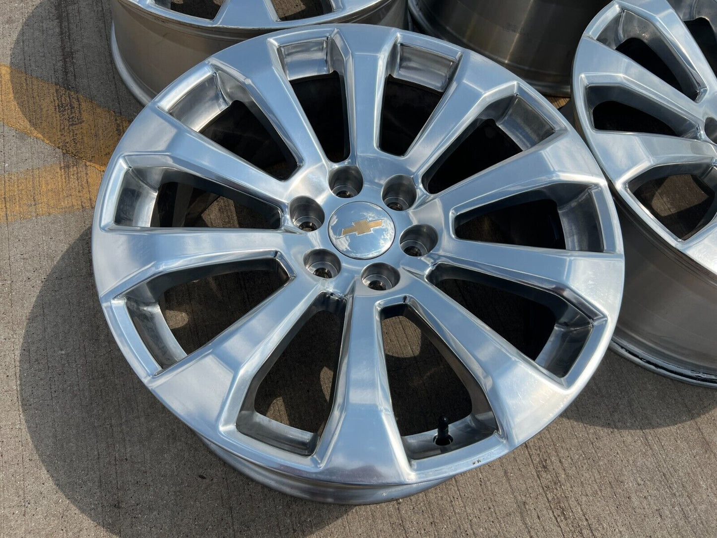 22" Chevy Silverado High Country OEM 5922 wheels rims Tahoe 2022 2023 2024 2025
