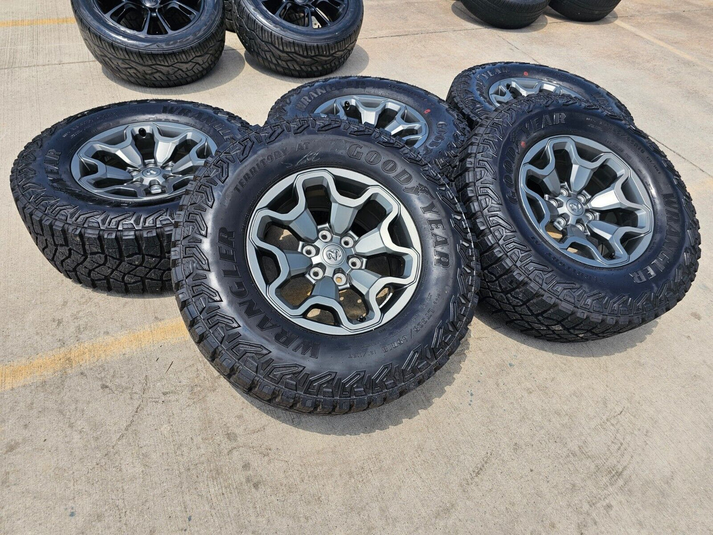 18" Dodge Ram 1500 TRX GRAY OEM 66002 wheels rims 35" tires 2023 2024 2025 NEW