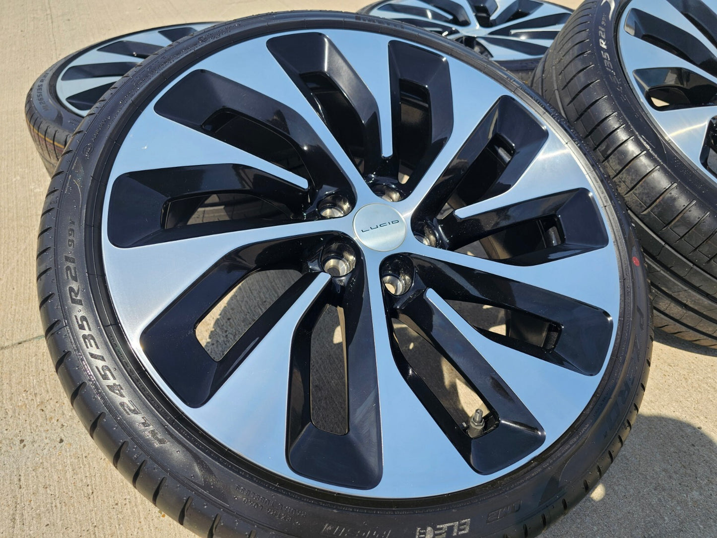 21" Lucid Air OEM Grand Touring black wheels rims tires 2023 2024 2025 2026 NEW