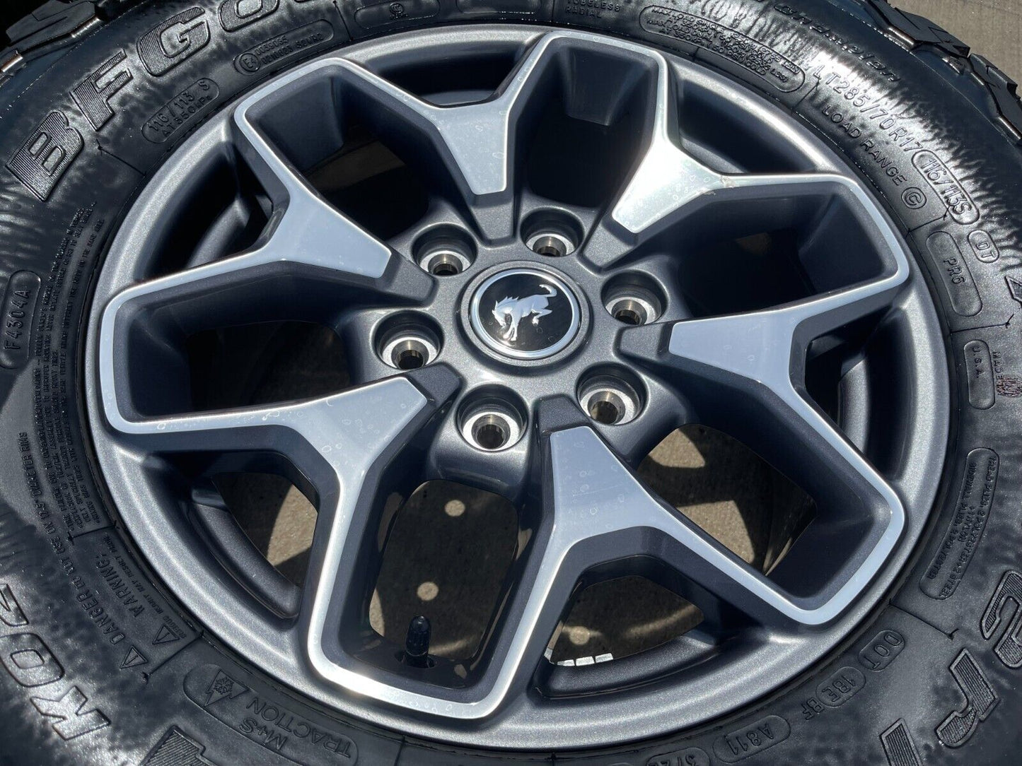 17" Ford Bronco wheels rims KO2 SASQUATCH Ranger 95229 10387 tires BFG