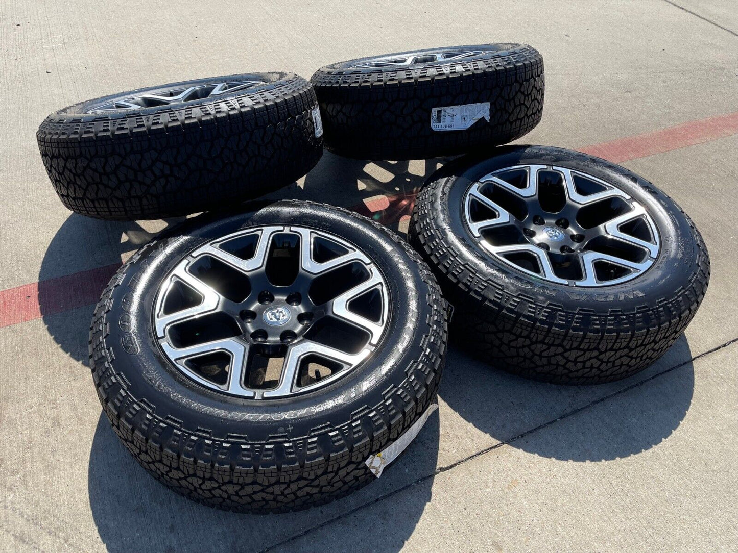 20" Dodge Ram 1500 OEM Laramie wheels rims tires 68583860AA 2024 2025 NEW