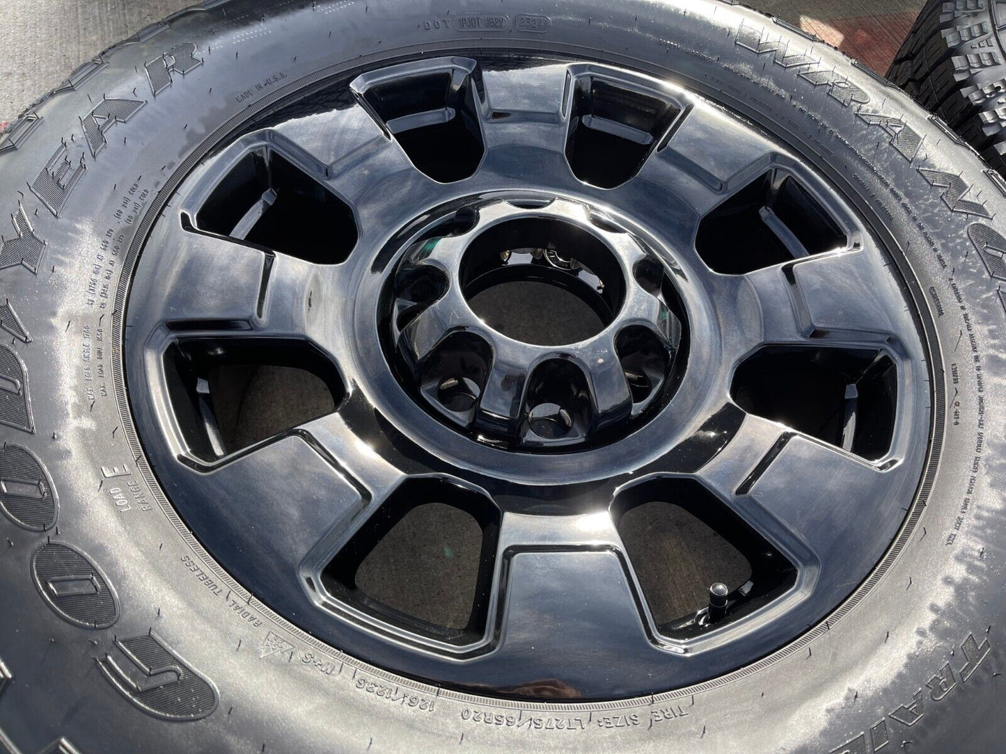 20" Ford F-250 F-350 OEM black Tremor 10295 wheels rims 2024 2025 NEW