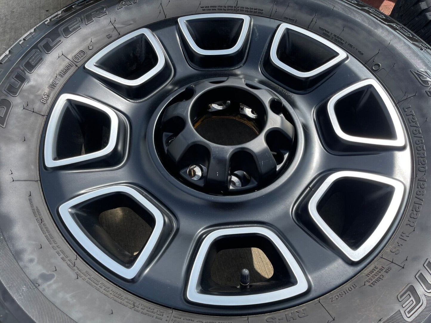 20" Ford F-250 F-350 OEM Lariat Platinum wheels rims 10486 tires