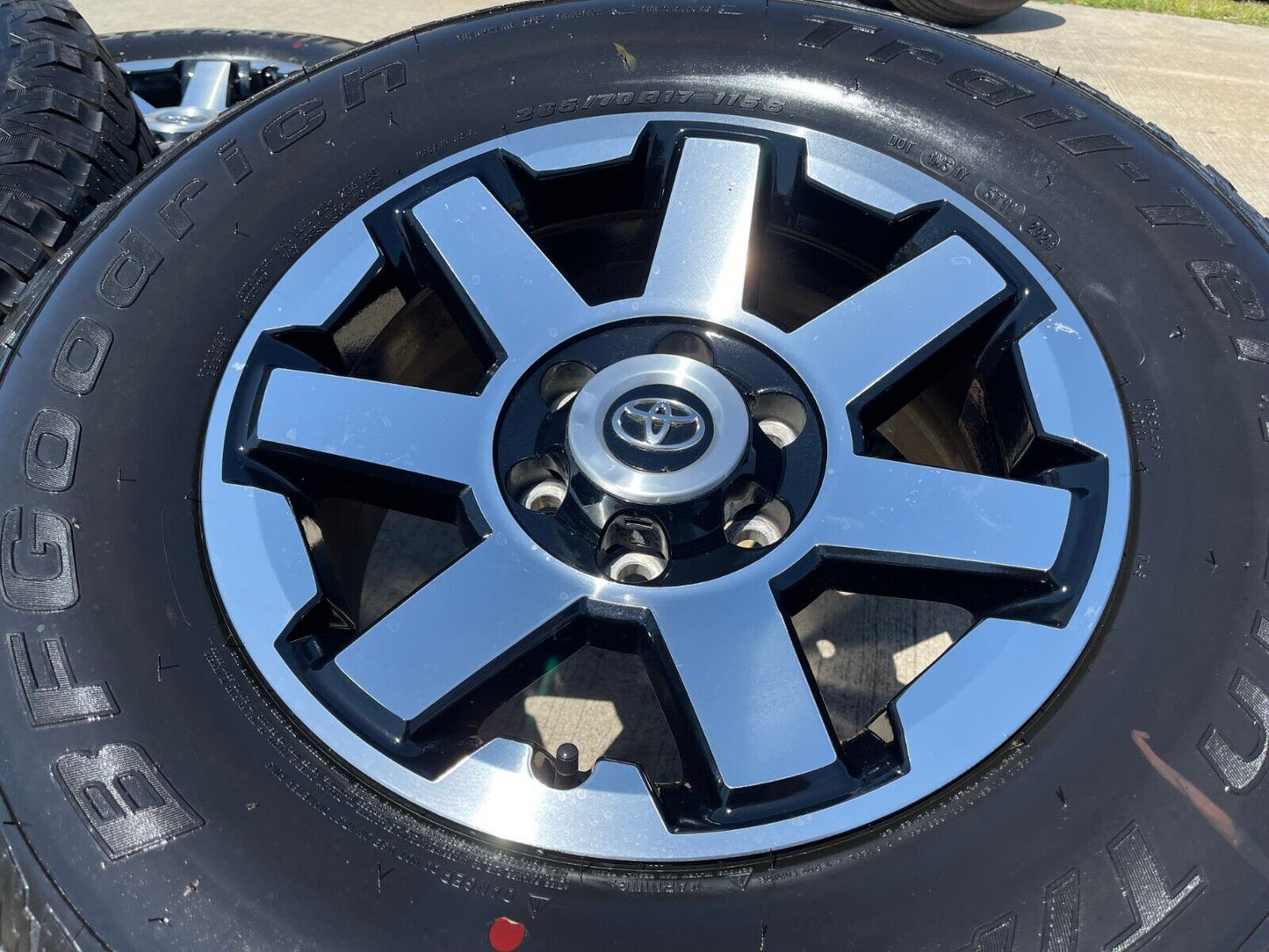 17" Toyota 4Runner Tacoma TSS TRD OEM wheels rims 75154 FJ NEW BFG