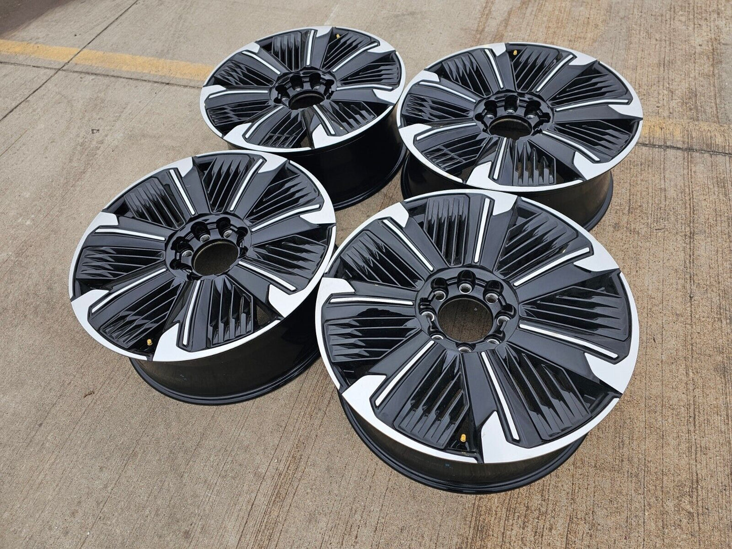 24" Cadillac Escalade IQ EV OEM 8x165 wheels rims Hummer 2500 2023 2024 2025