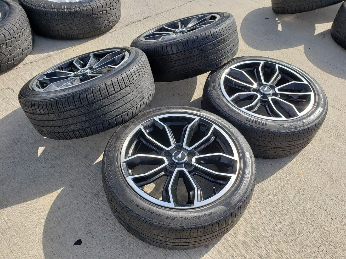 19" Ford Mustang GT OEM wheels rims 3909 tires 2013 2014 2015 2016 2019 2020