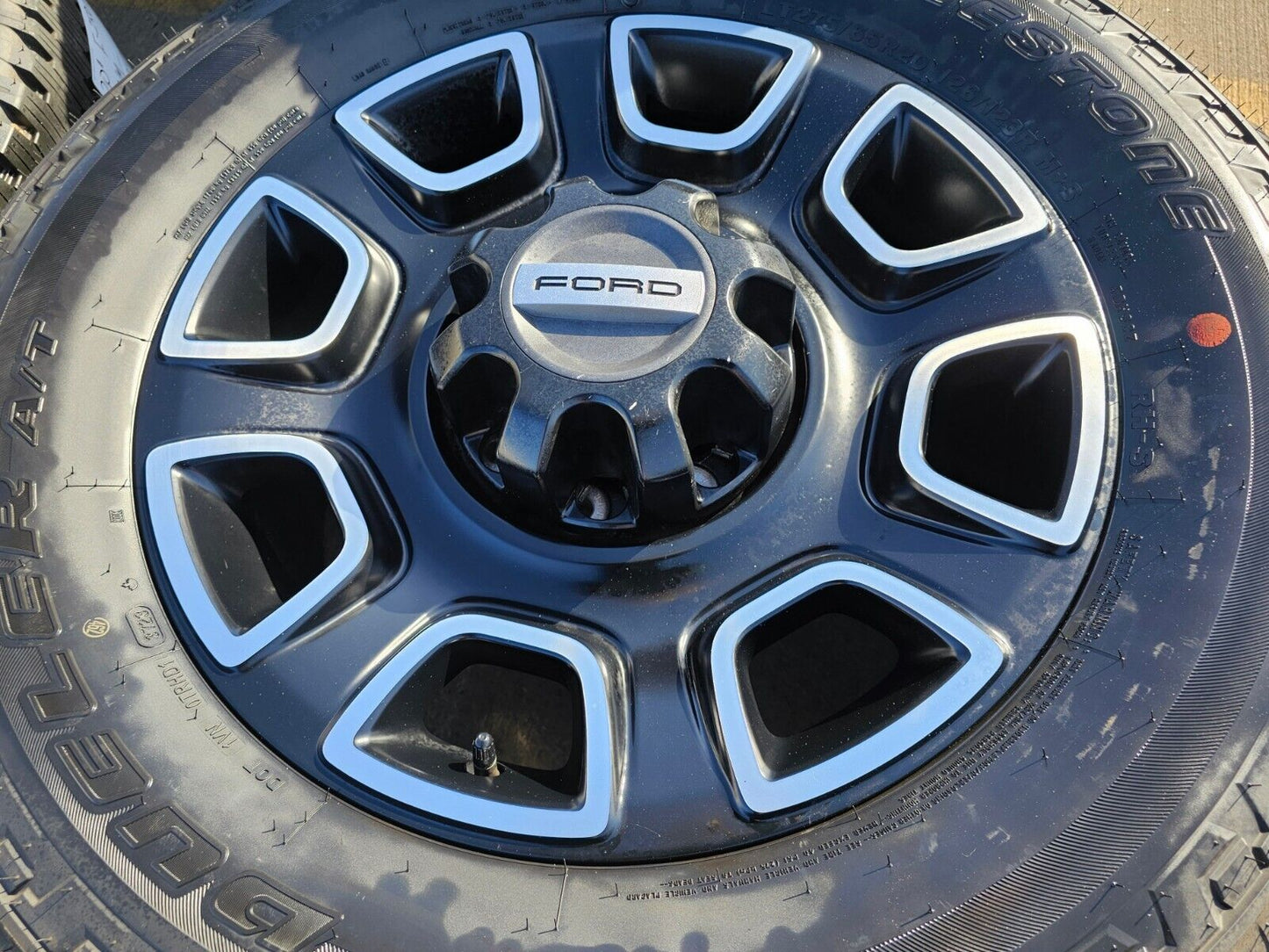20" Ford F-250 F-350 OEM Lariat Platinum wheels rims 10486 tires 2024 2025 NEW