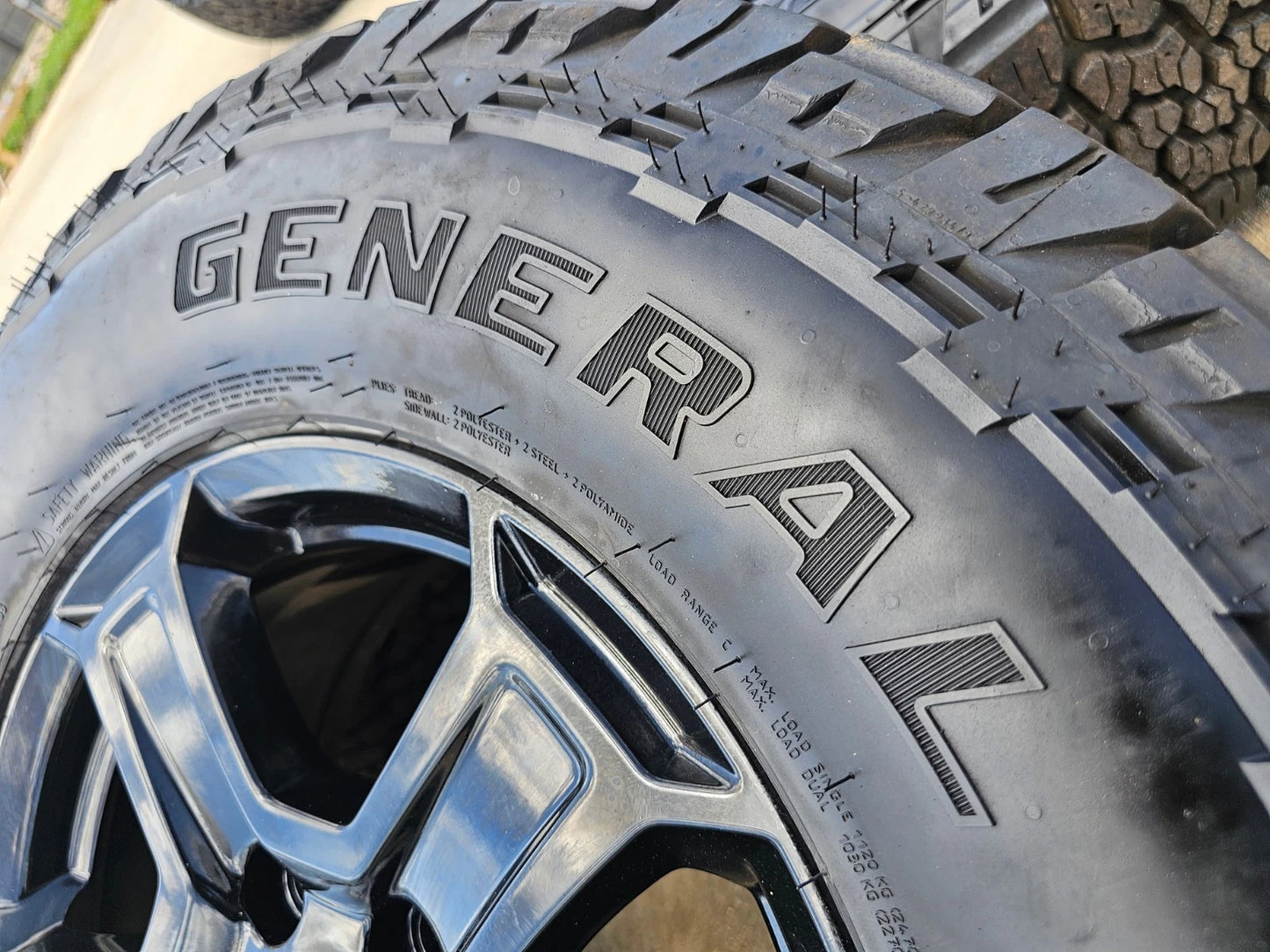 17" Jeep Wrangler Rubicon OEM Black wheels rims 9216 Gladiator GENERAL A/TX