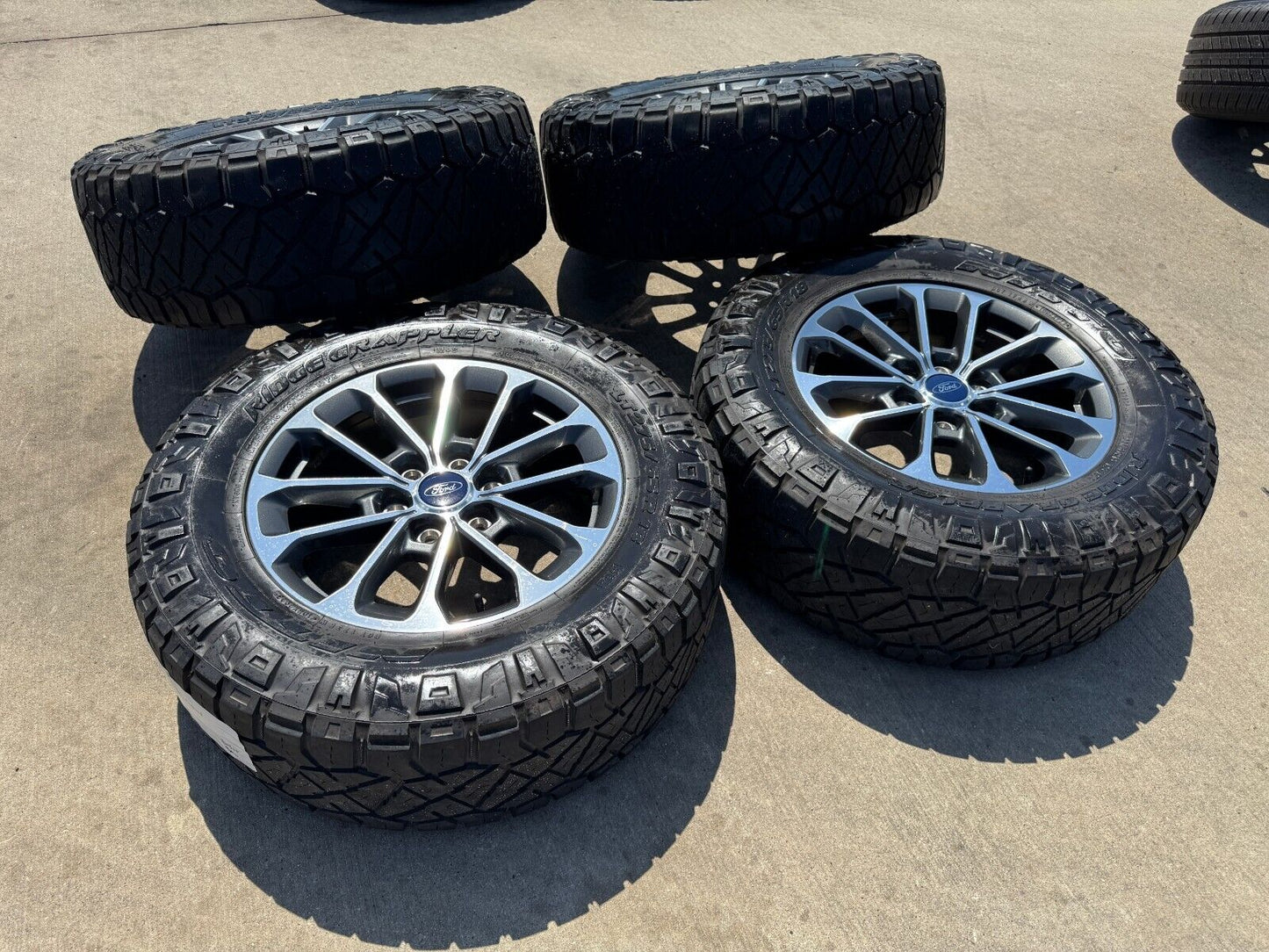 18" Ford F-150 OEM rims wheel 10169 tires Expedition NITTO