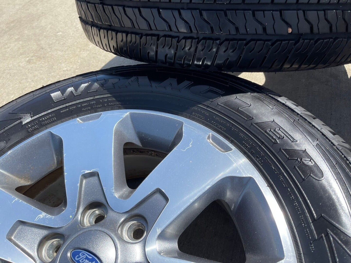 18" Ford F-150 Expedition OEM 3832 rims wheels tires GOODYEAR