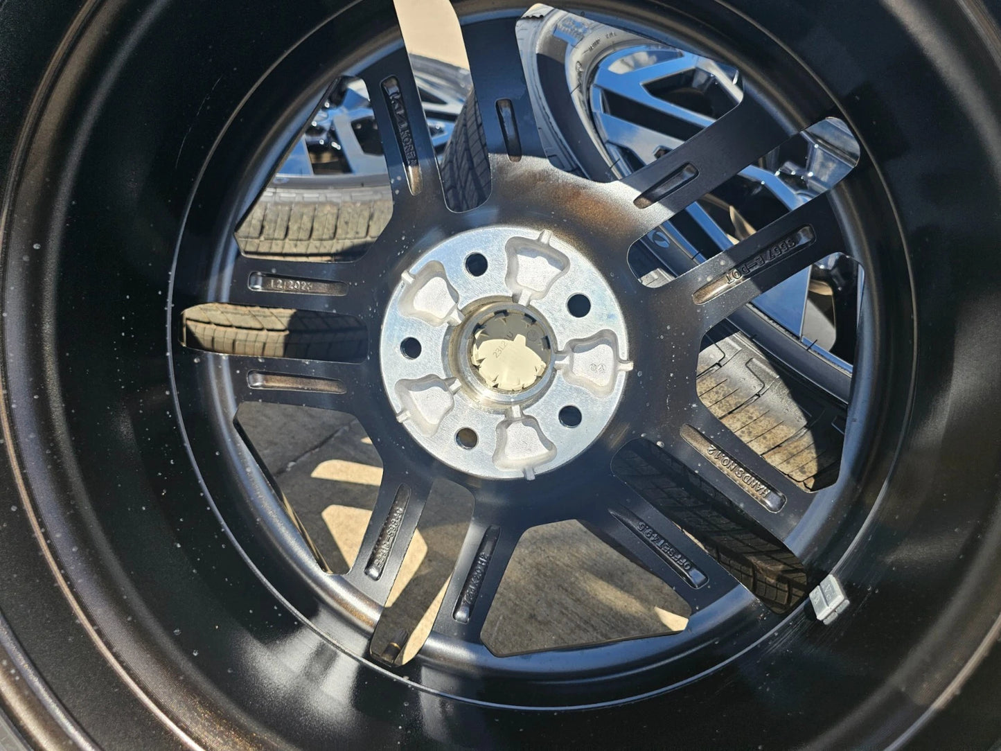 20" Kia Telluride Prestige X-PRO OEM wheels rims 74721 Sedona 2023 2024 2025 NEW