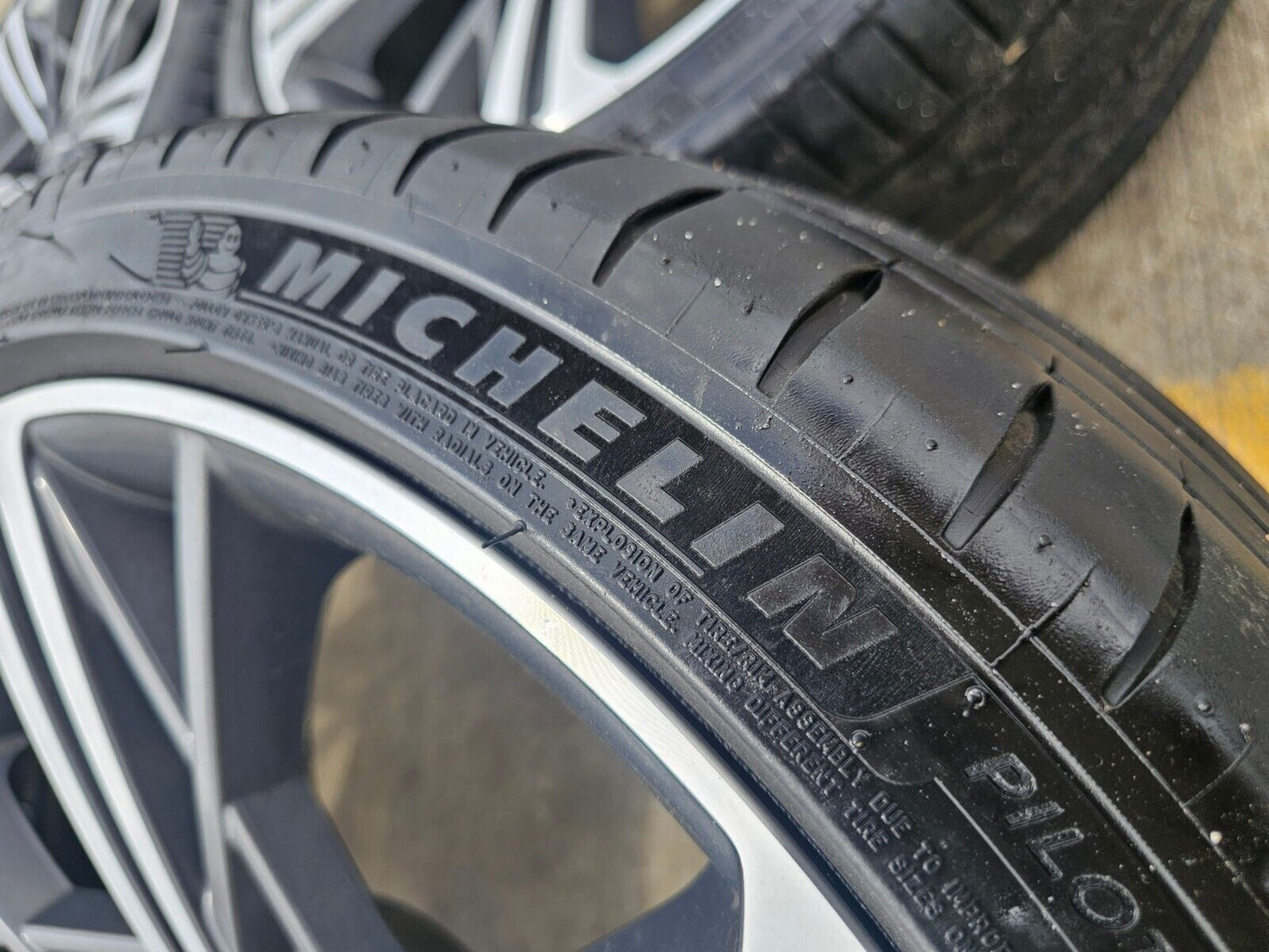 19" Hyundai Genesis G70 G80 OEM 71087 wheel rims Sonata tires MICHELIN