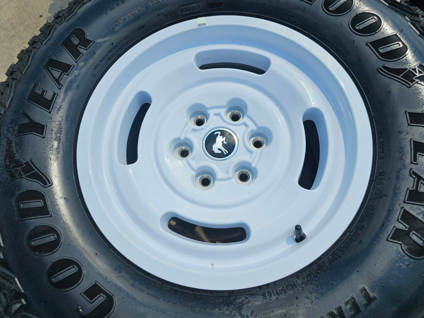 17" Ford Bronco HERITAGE Limited Edition wheels rims white 2025 2026 NEW 35"