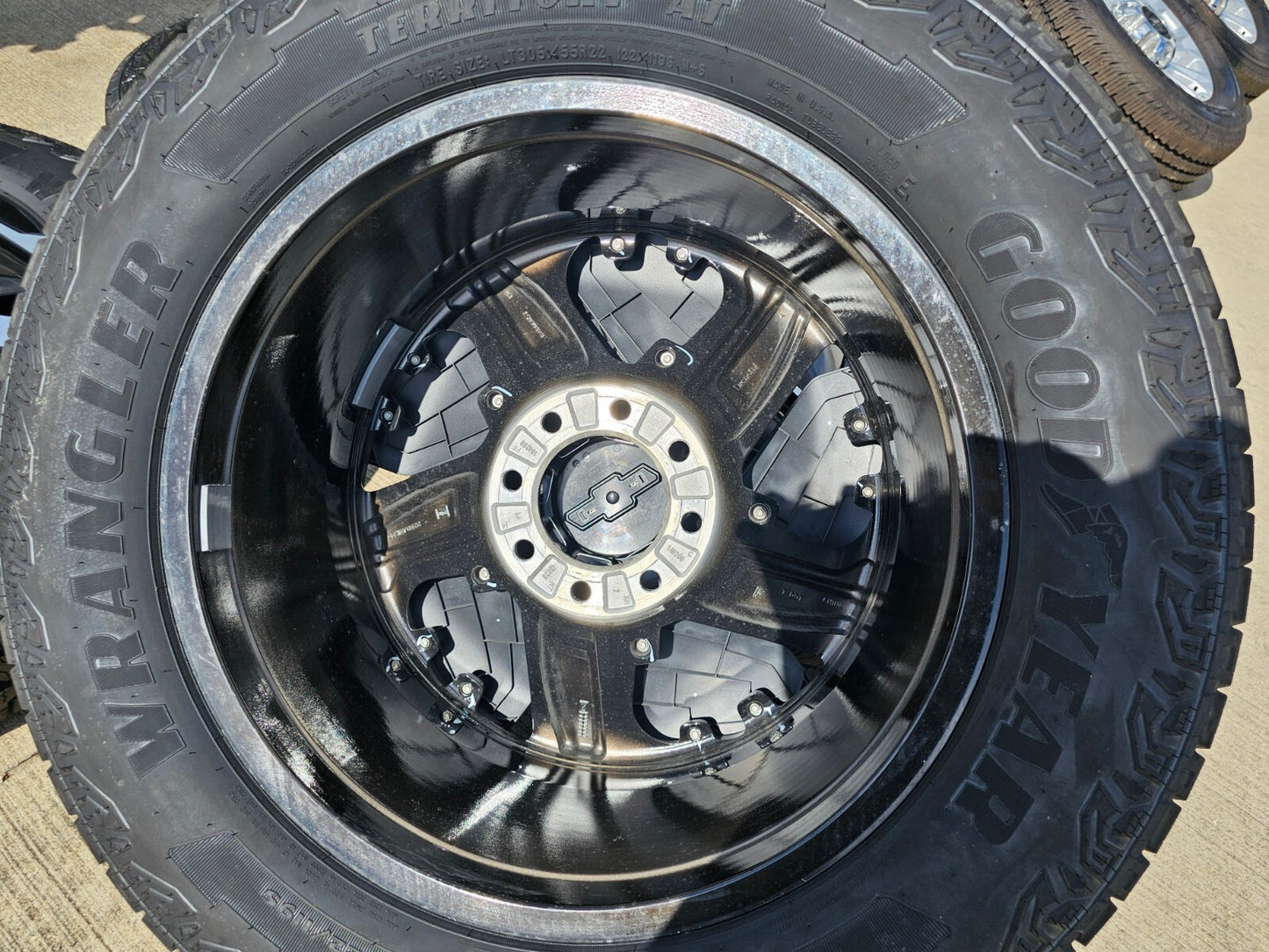 22" Chevy Silverado EV OEM wheels rims Sierra Hummer 2500 HEV 2024 2025 NEW