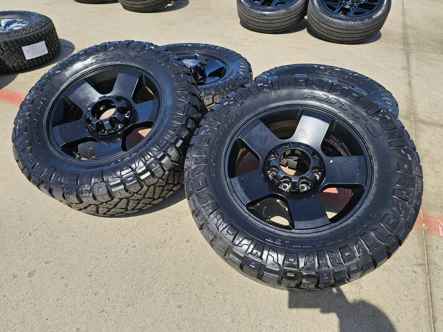 20" Ford F-250 F-350 OEM Lariat 3644 wheels rims NITTO 35"