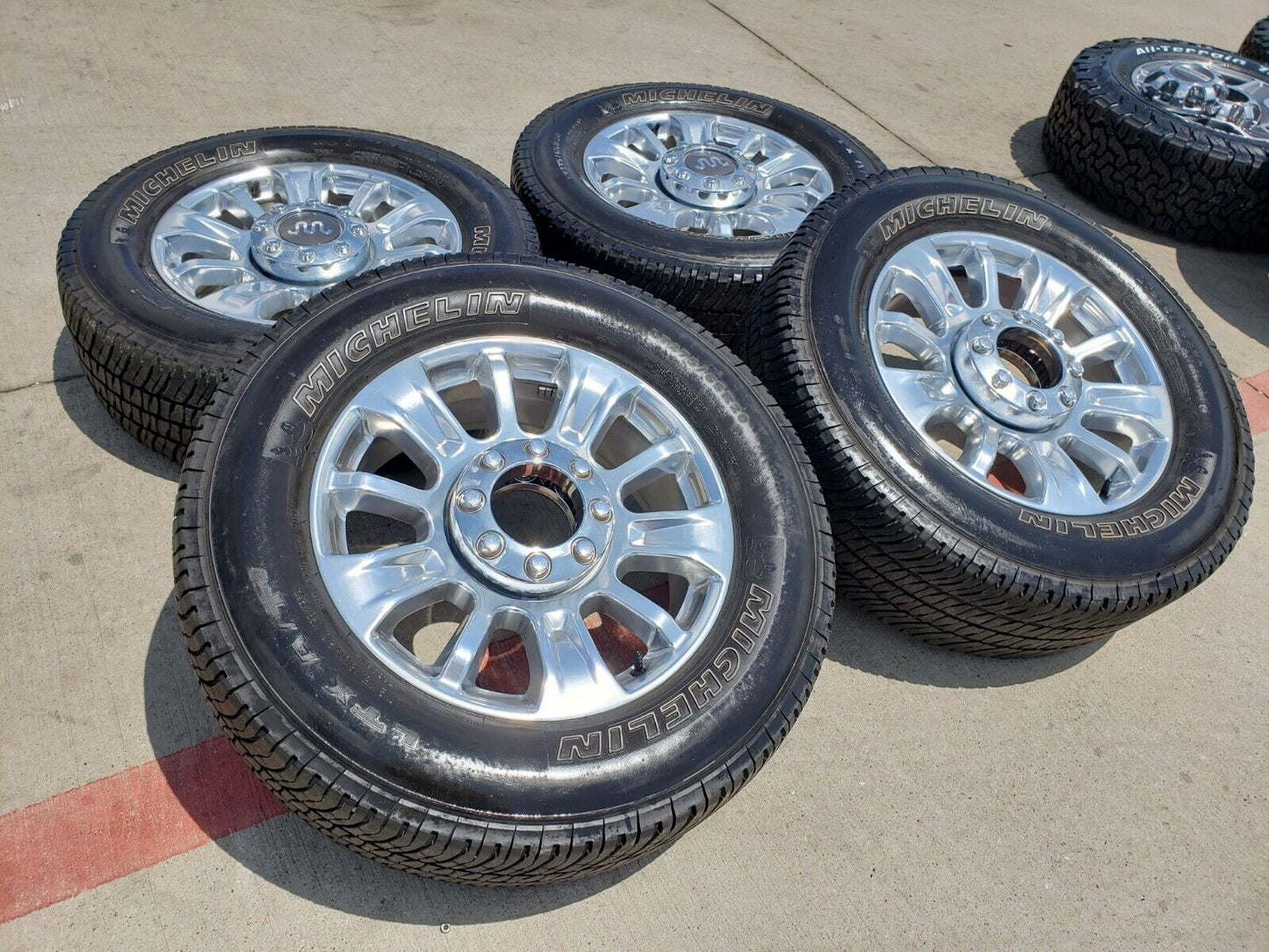 20" Ford F-250 F-350 OEM King Ranch 10294 wheels rims tires