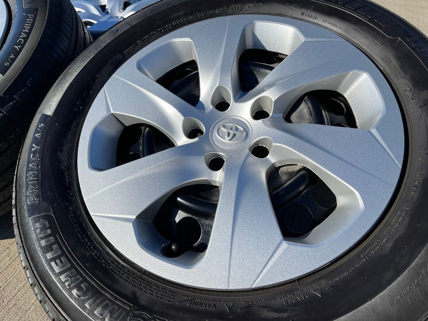 17" Toyota RAV4 OEM wheels rims 75241 Sienna CH-R tires 2020 2021 2022 2023 2024