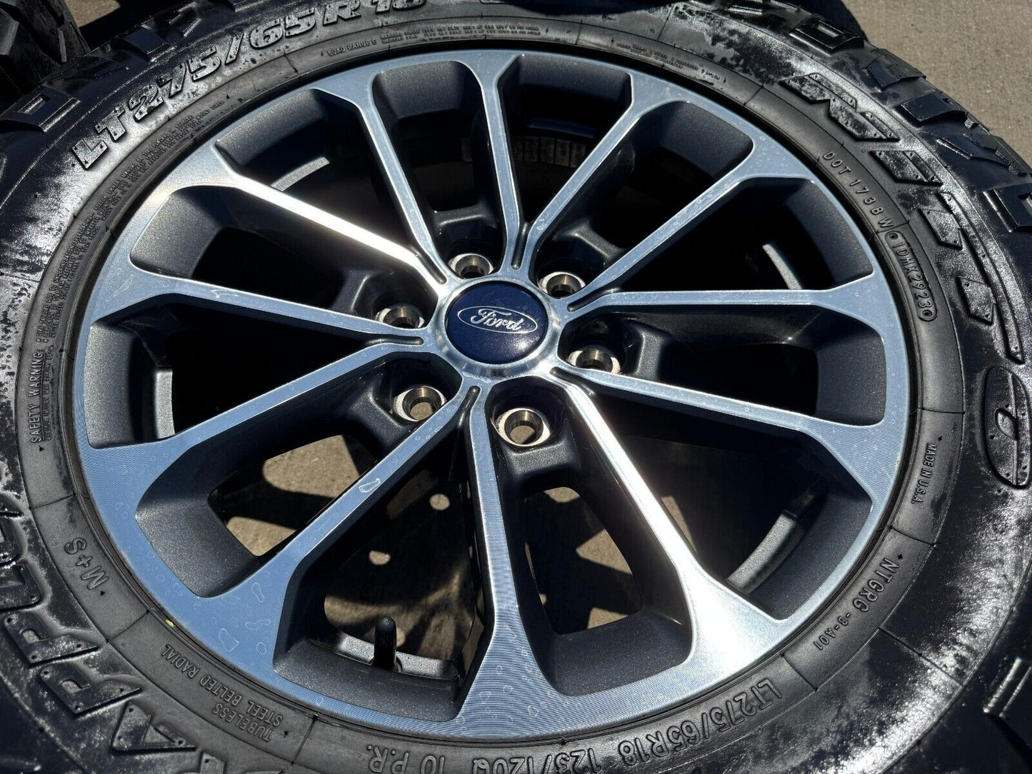 18" Ford F-150 OEM rims wheel 10169 tires Expedition NITTO
